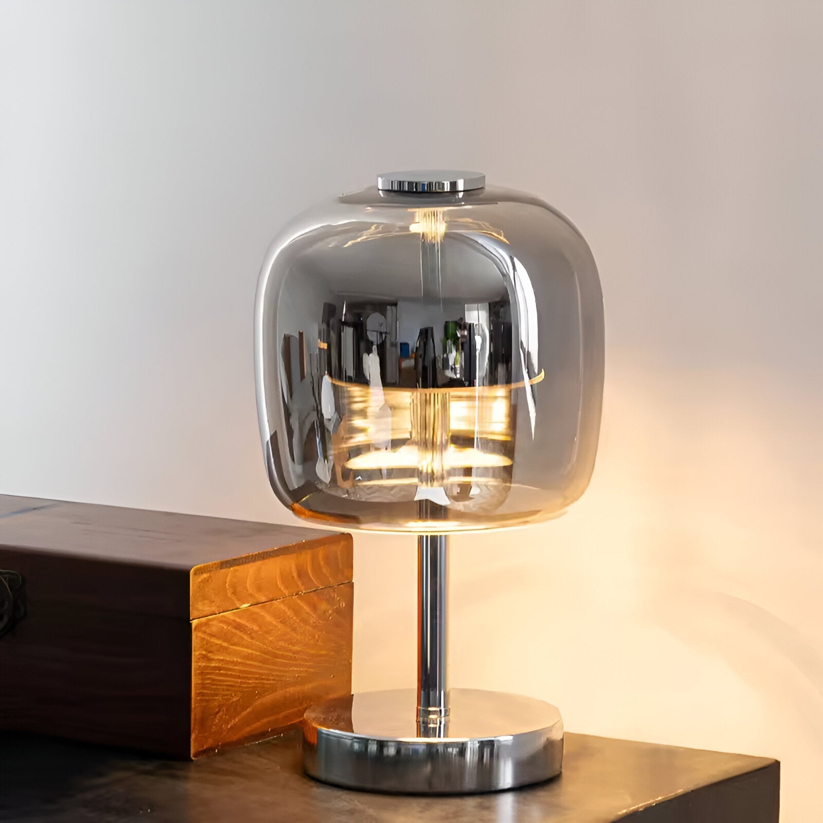 GlowSphere – Stylish Dimmable Table Lamp with Modern Elegance