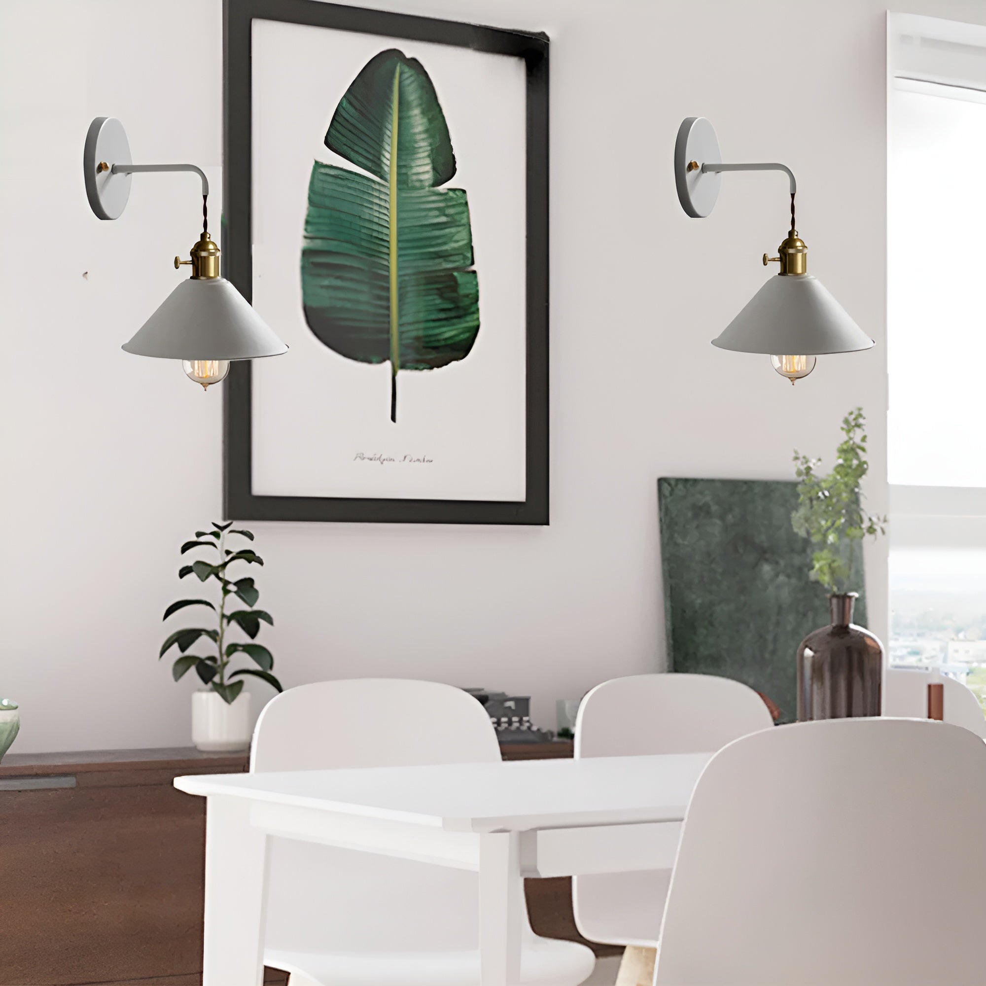 RetroGlow – Vintage-Inspiring Wall Lamp with Playful Elegance