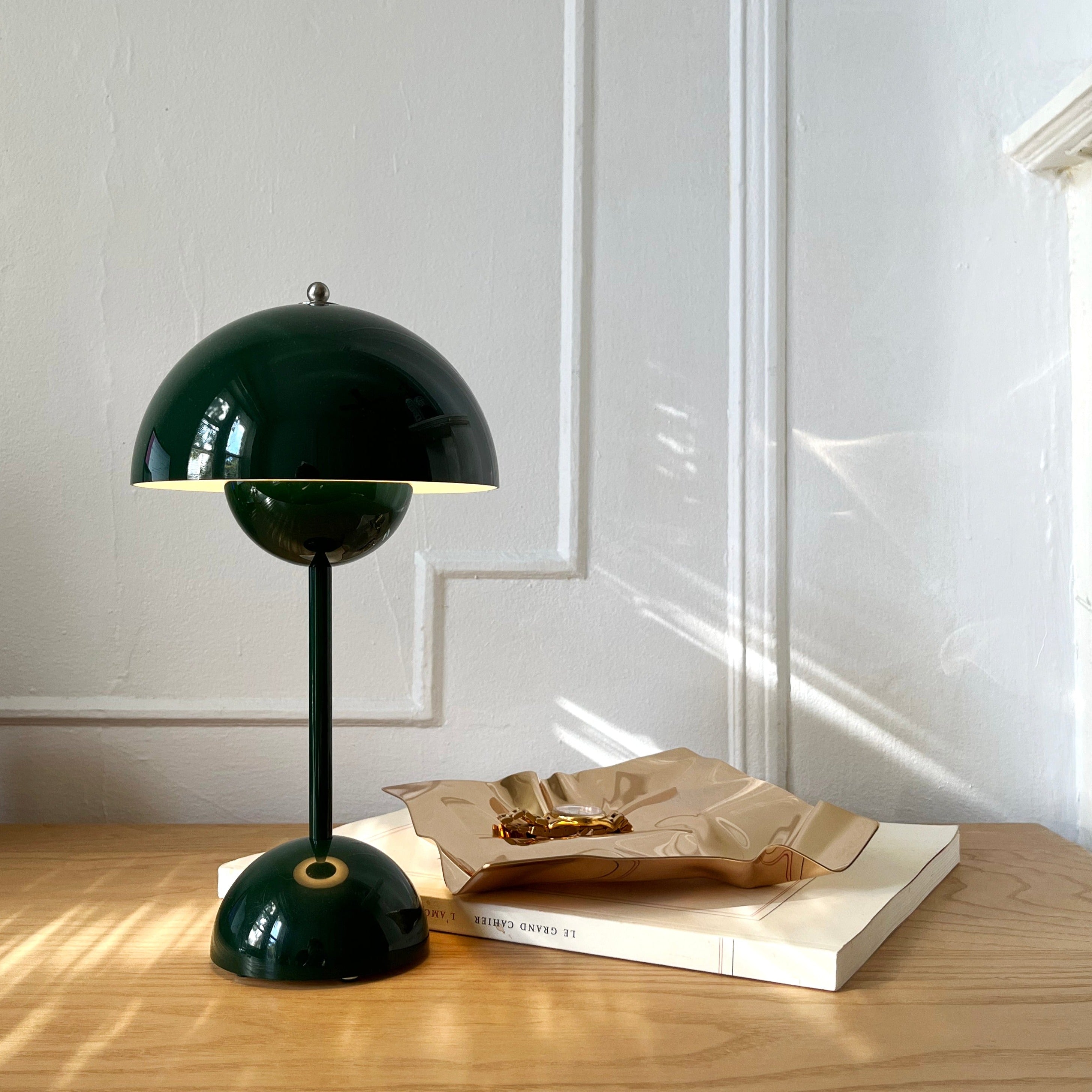 LustreCrush – Luxe RVS Dienblad met Uniek Verkreukeld Design