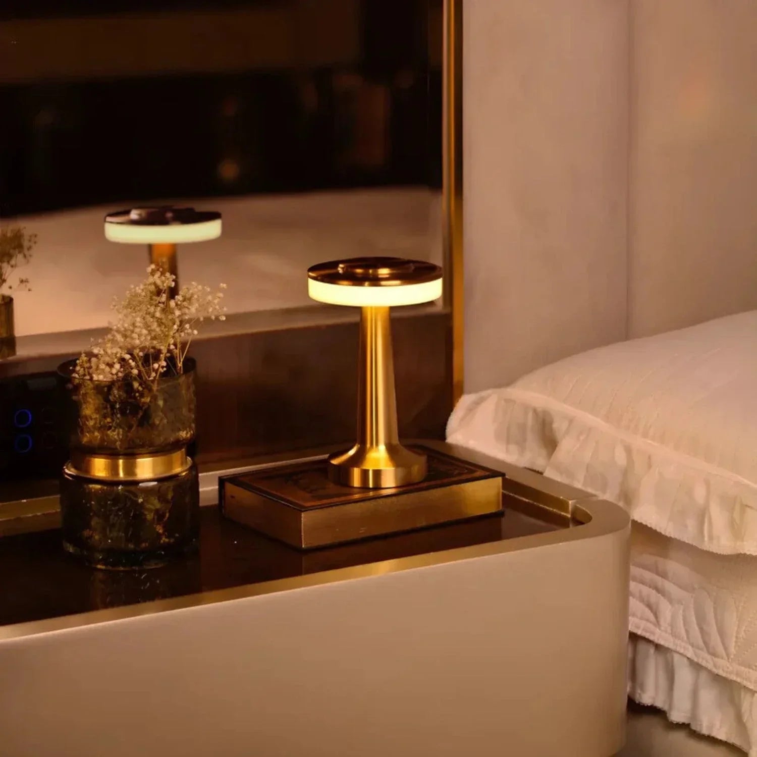Lampe de table rétro sans fil avec lumière dimmable pour restaurant et salon