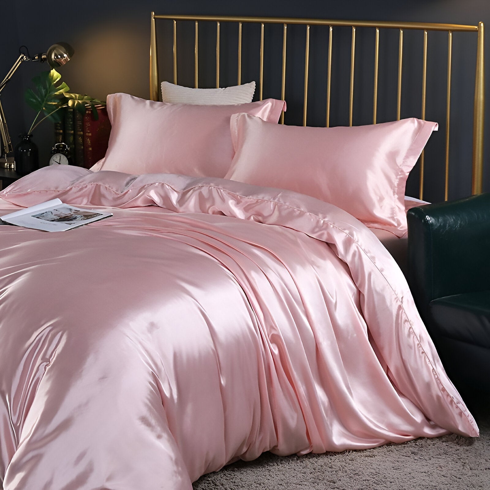 SilkenDream – Luxury Silk Bedding Set for Ultimate Comfort