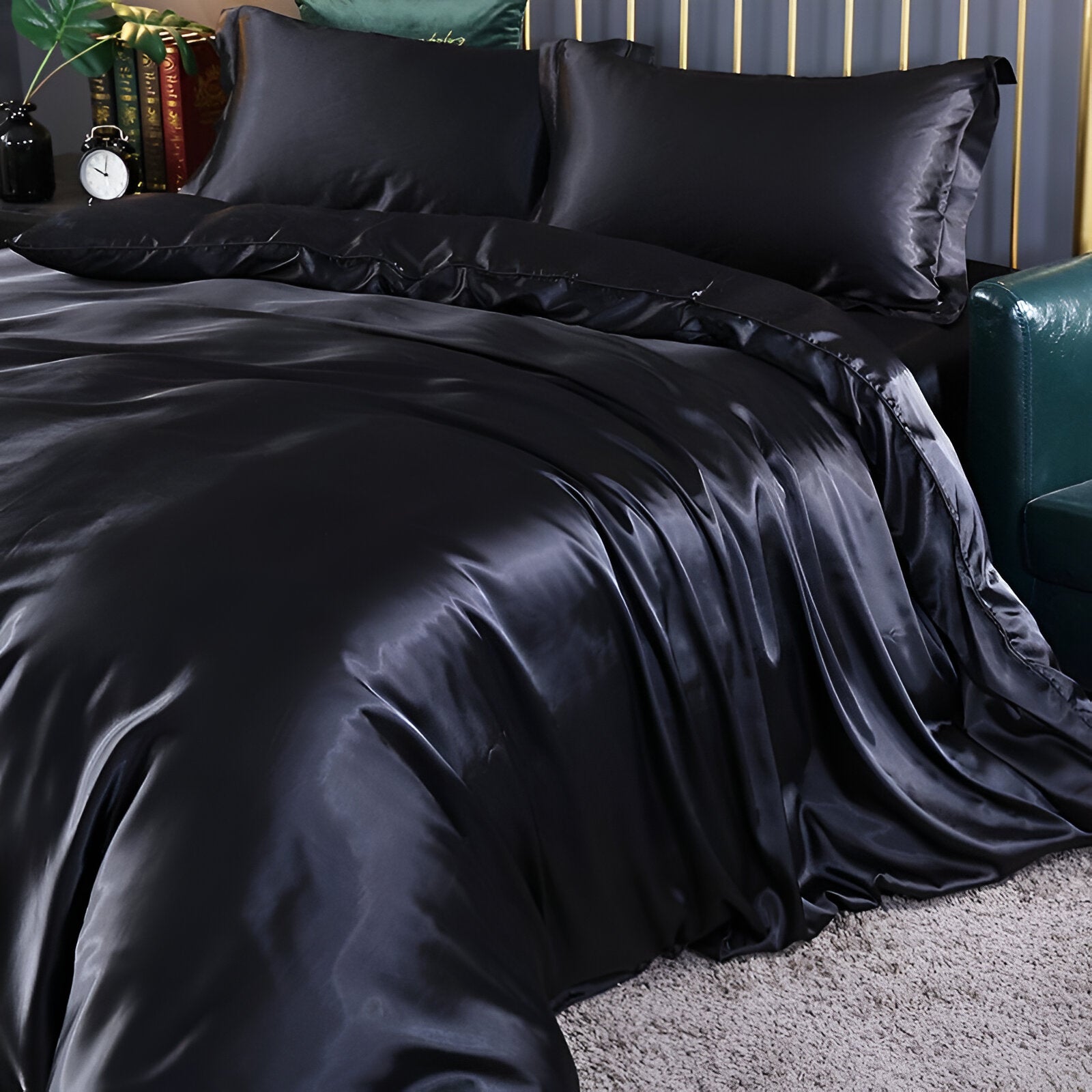 SilkenDream – Luxury Silk Bedding Set for Ultimate Comfort