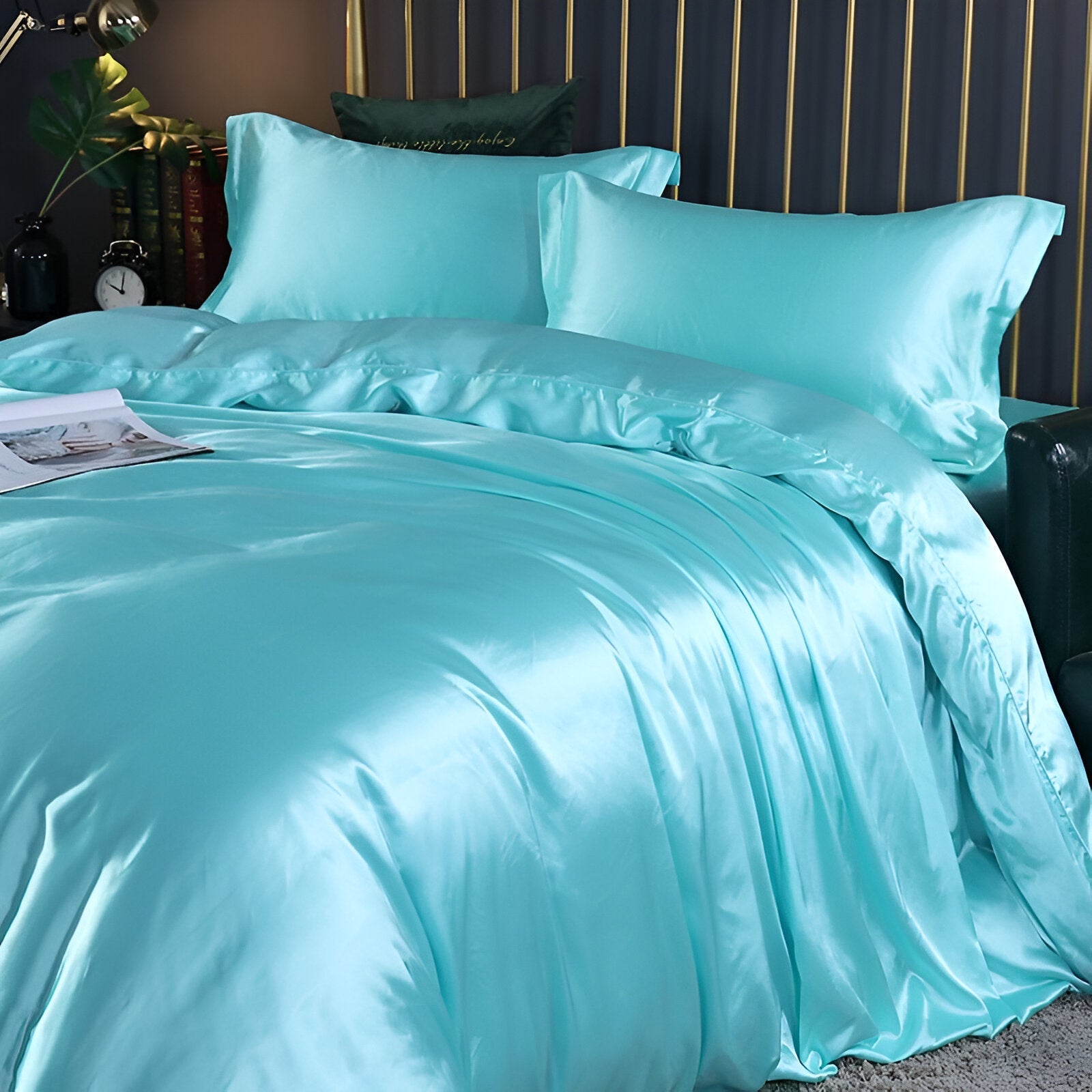 SilkenDream – Luxury Silk Bedding Set for Ultimate Comfort