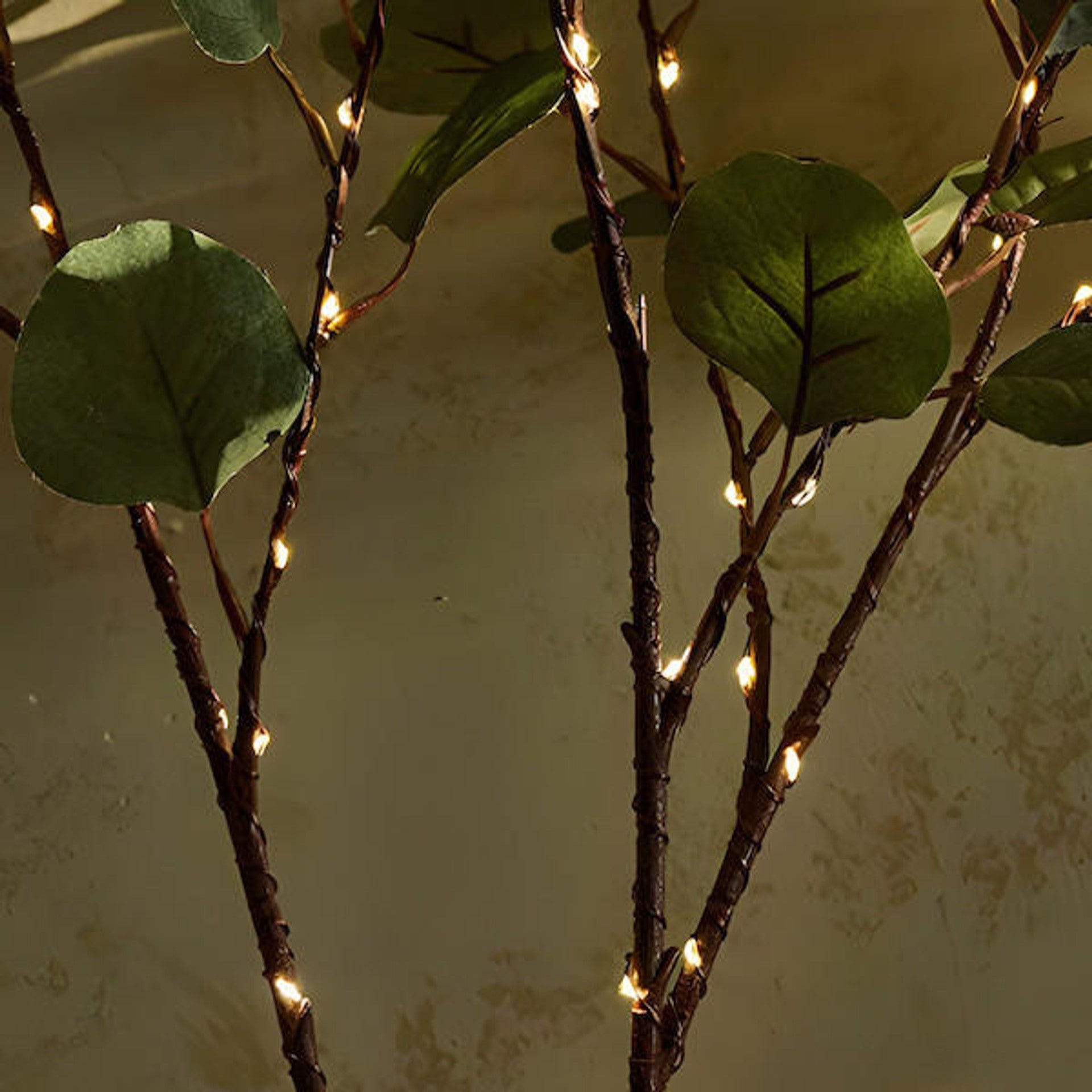 Fairy Light Olive Branch – Enchanting Lighting for a Warm Atmosphere
