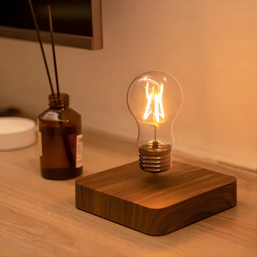 FloatLight – Minimalist Table Lamp with Floating Elegance
