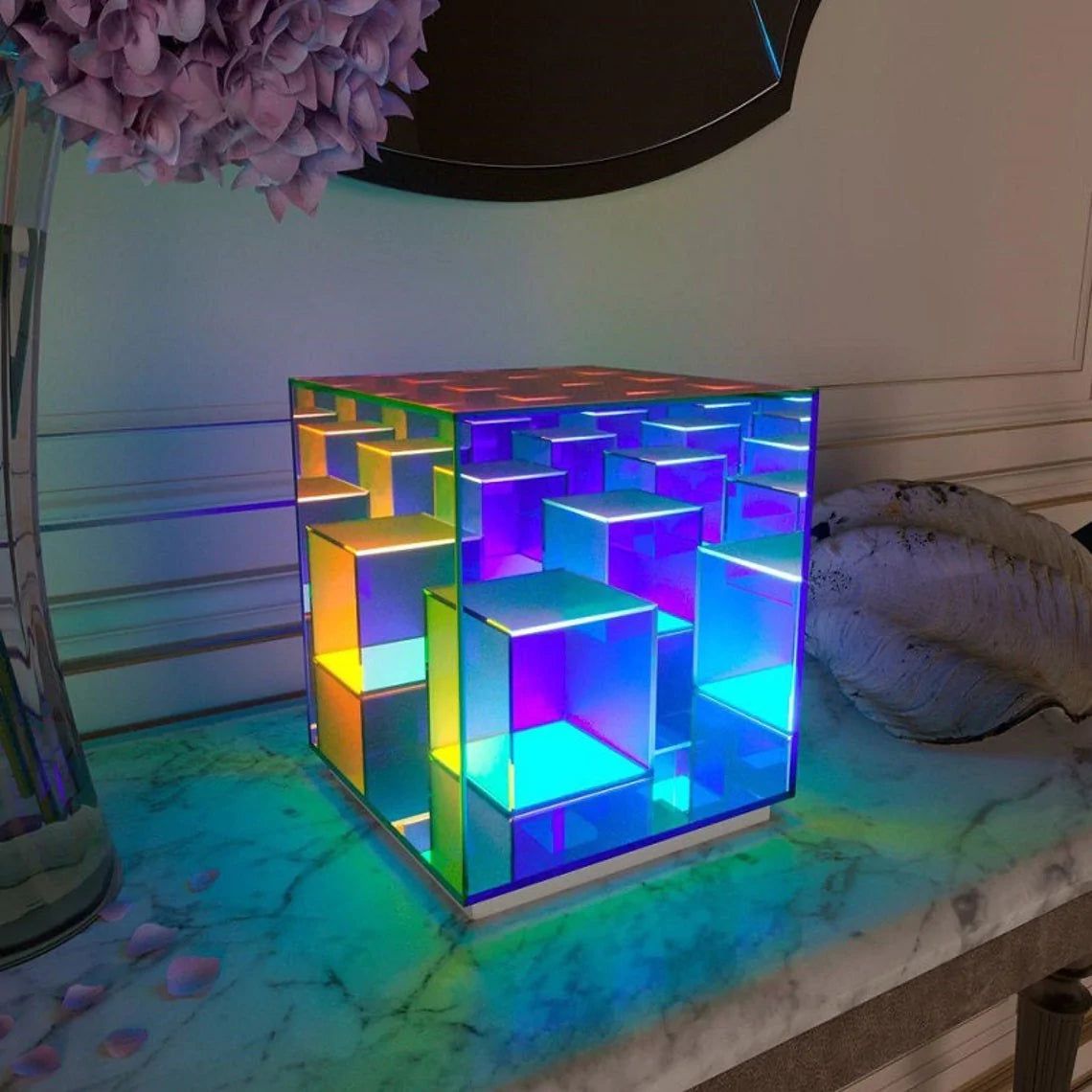 LumiPrism – Design Table Lamp with Playful Light and Luxurious Cube Shape
