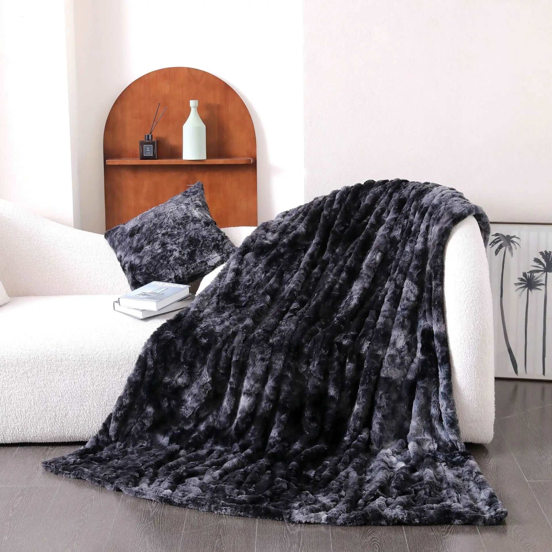 CloudLuxe – Double-Layered Fluffy Bedspread with Luxury Comfort