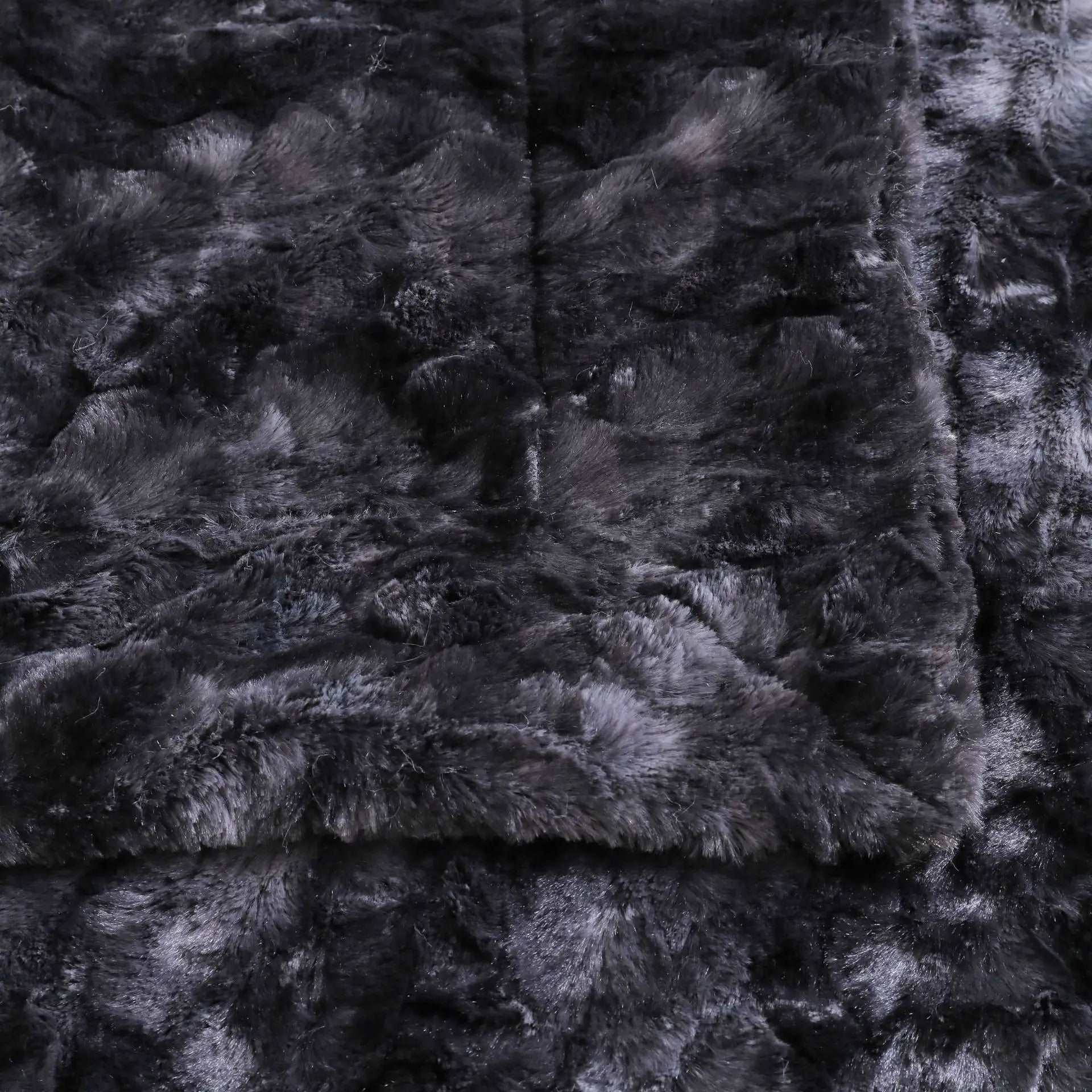CloudLuxe – Double-Layered Fluffy Bedspread with Luxury Comfort