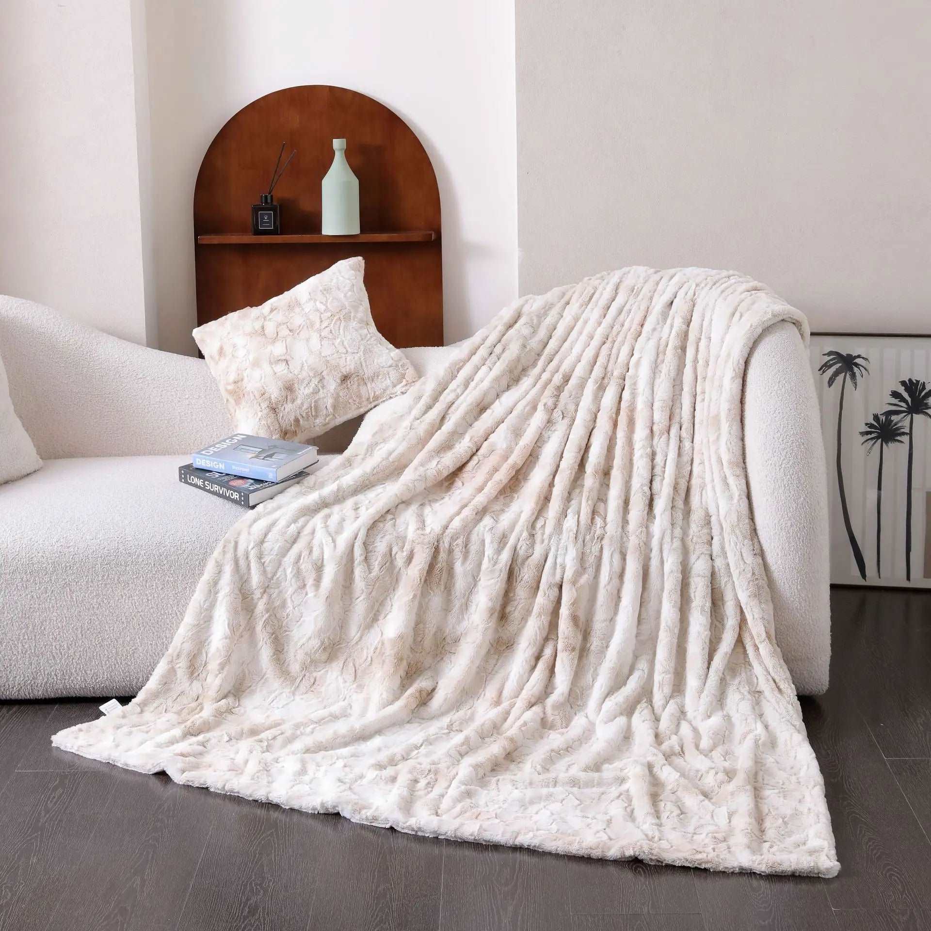 CloudLuxe – Double-Layered Fluffy Bedspread with Luxury Comfort