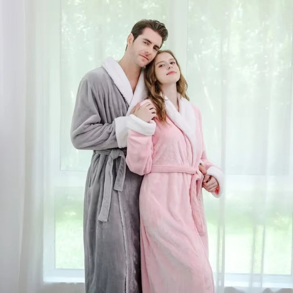 VeluSoft – Elegant Fleece Bathrobe with Luxury Contrast Finish for Relaxing Moments
