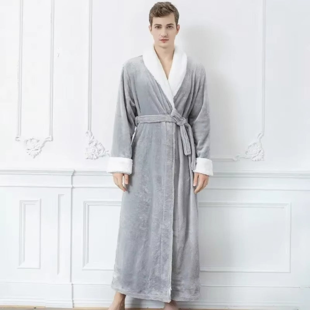 VeluSoft – Elegant Fleece Bathrobe with Luxury Contrast Finish for Relaxing Moments