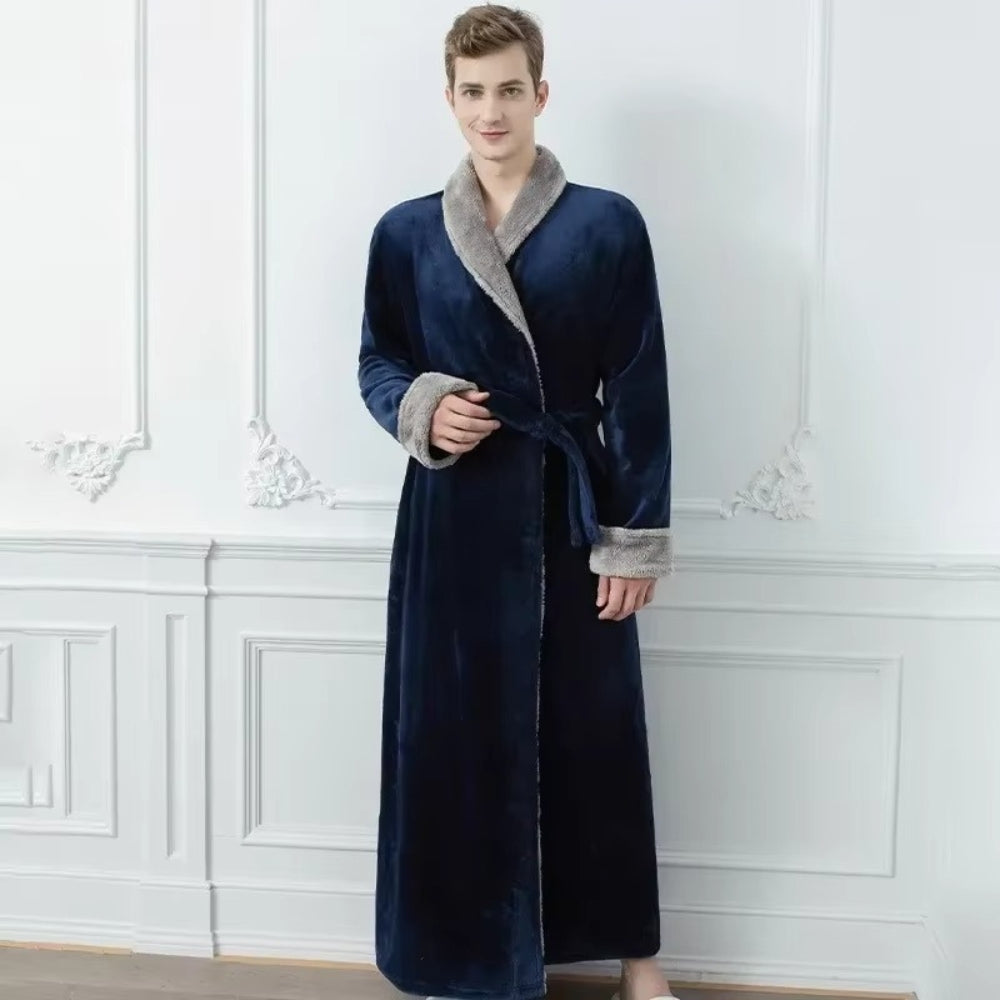 VeluSoft – Elegant Fleece Bathrobe with Luxury Contrast Finish for Relaxing Moments