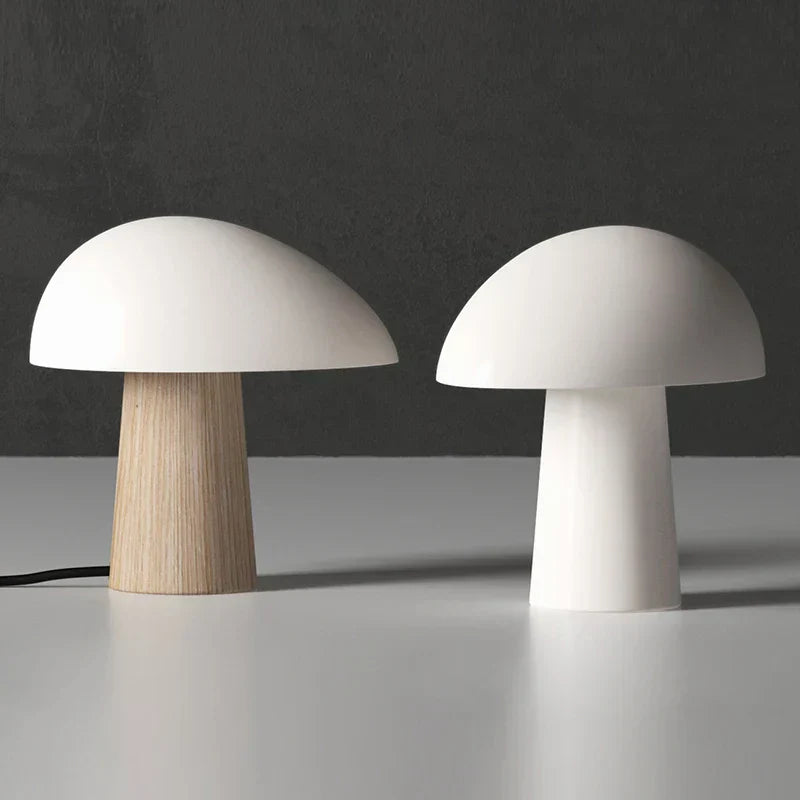 NordicGlow – Minimalist Table Lamp with Scandinavian Charm