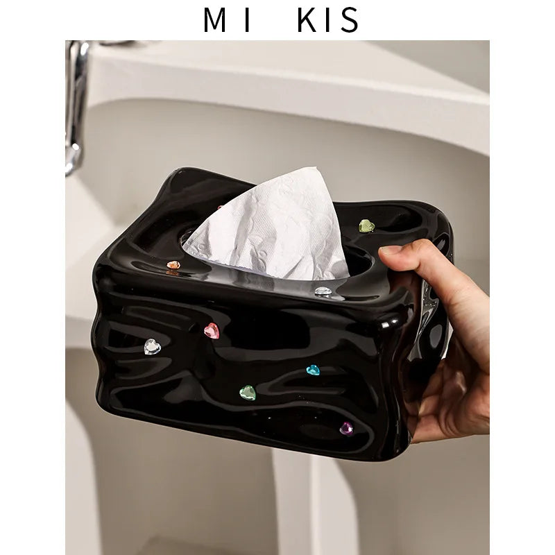 Élise – Luxury Porcelain Tissue Box with Heart-Shaped Gemstone Accent