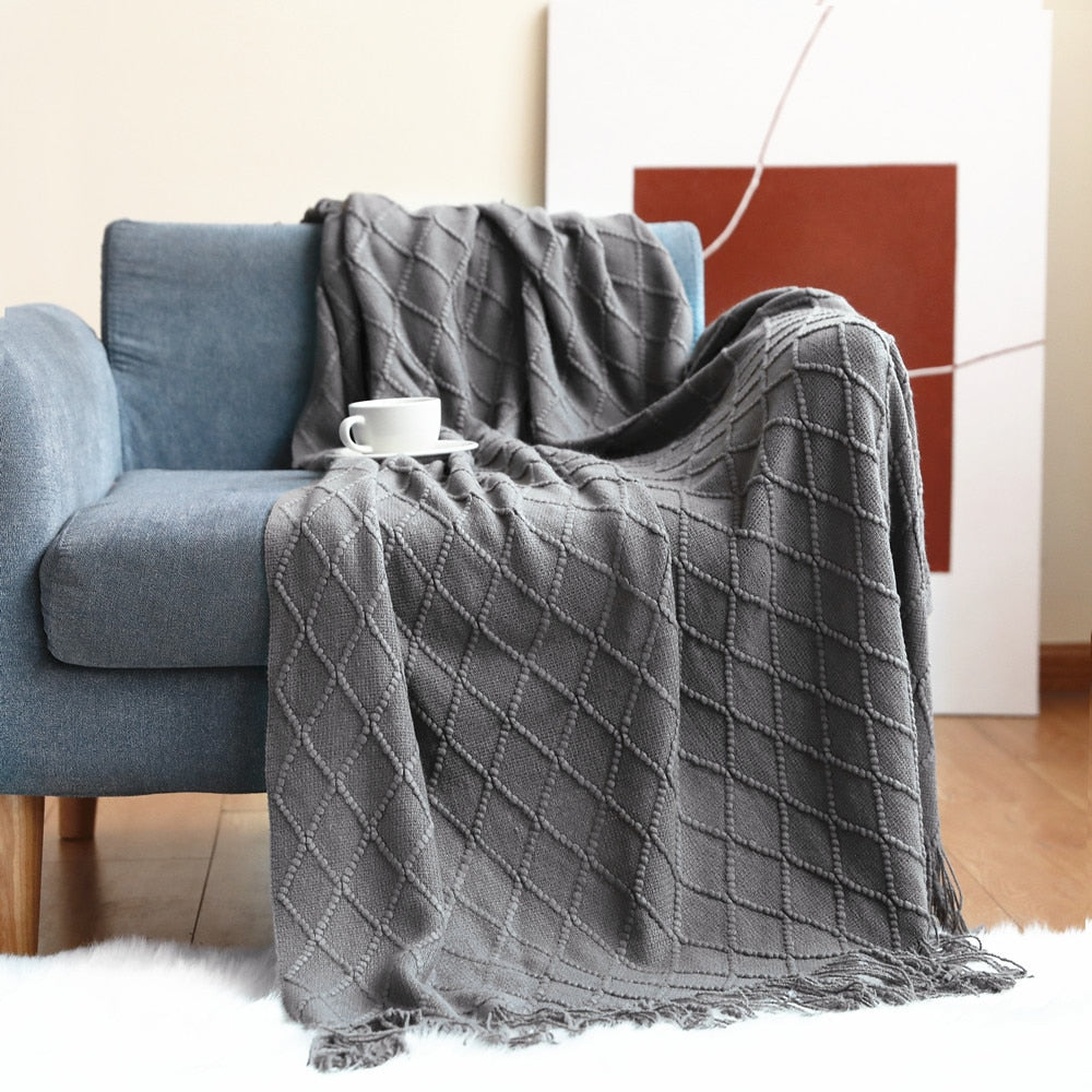 LumiWeave Luxe Knitted Throw – For a Warm & Stylish Interior