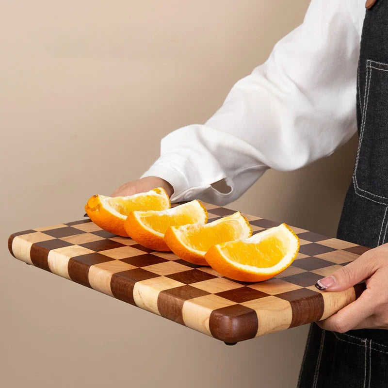 WoodElegance – Luxury Non-Slip Cutting Board made of Acacia Wood for Stylish and Safe Use