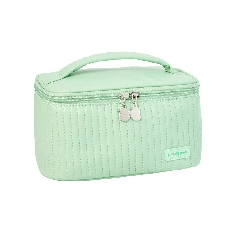 LumiÉclat Luxe Cosmetic Organizer – Stylish Makeup Bag for Elegant Travelers