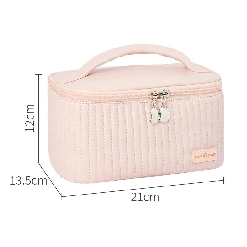 LumiÉclat Luxe Cosmetic Organizer – Stylish Makeup Bag for Elegant Travelers
