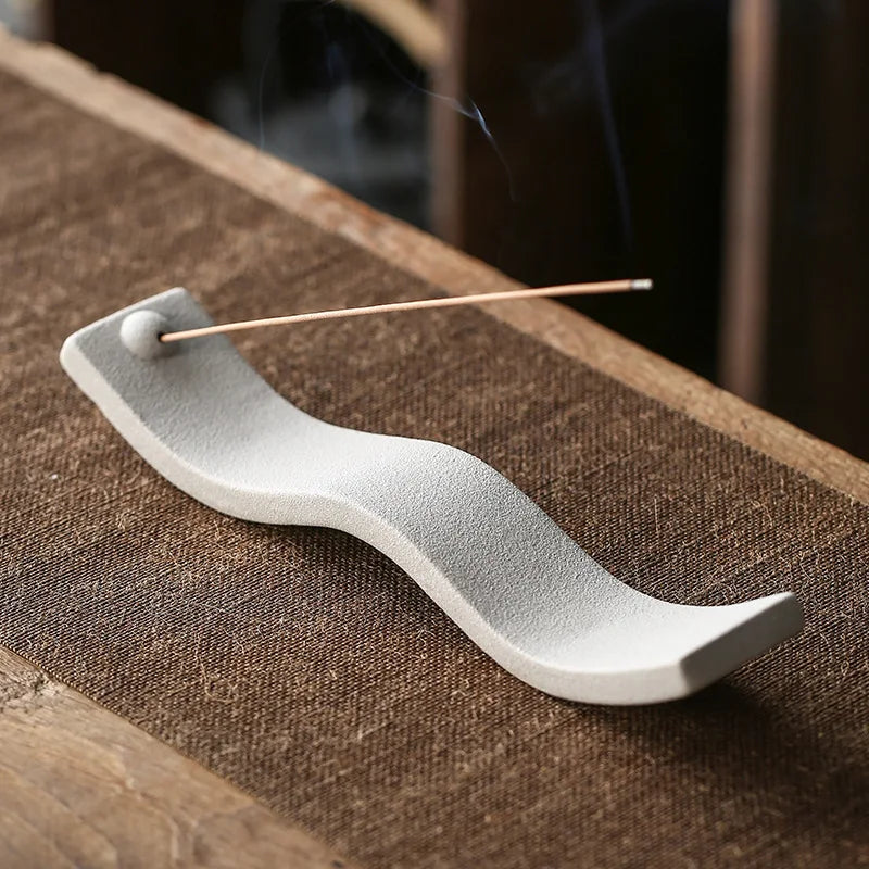 ZenWave – Elegant Ceramic Incense Holder with Soothing Wave Design