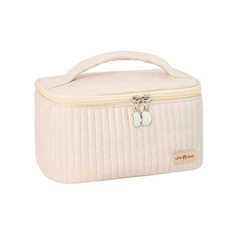 LumiÉclat Luxe Cosmetic Organizer – Stylish Makeup Bag for Elegant Travelers