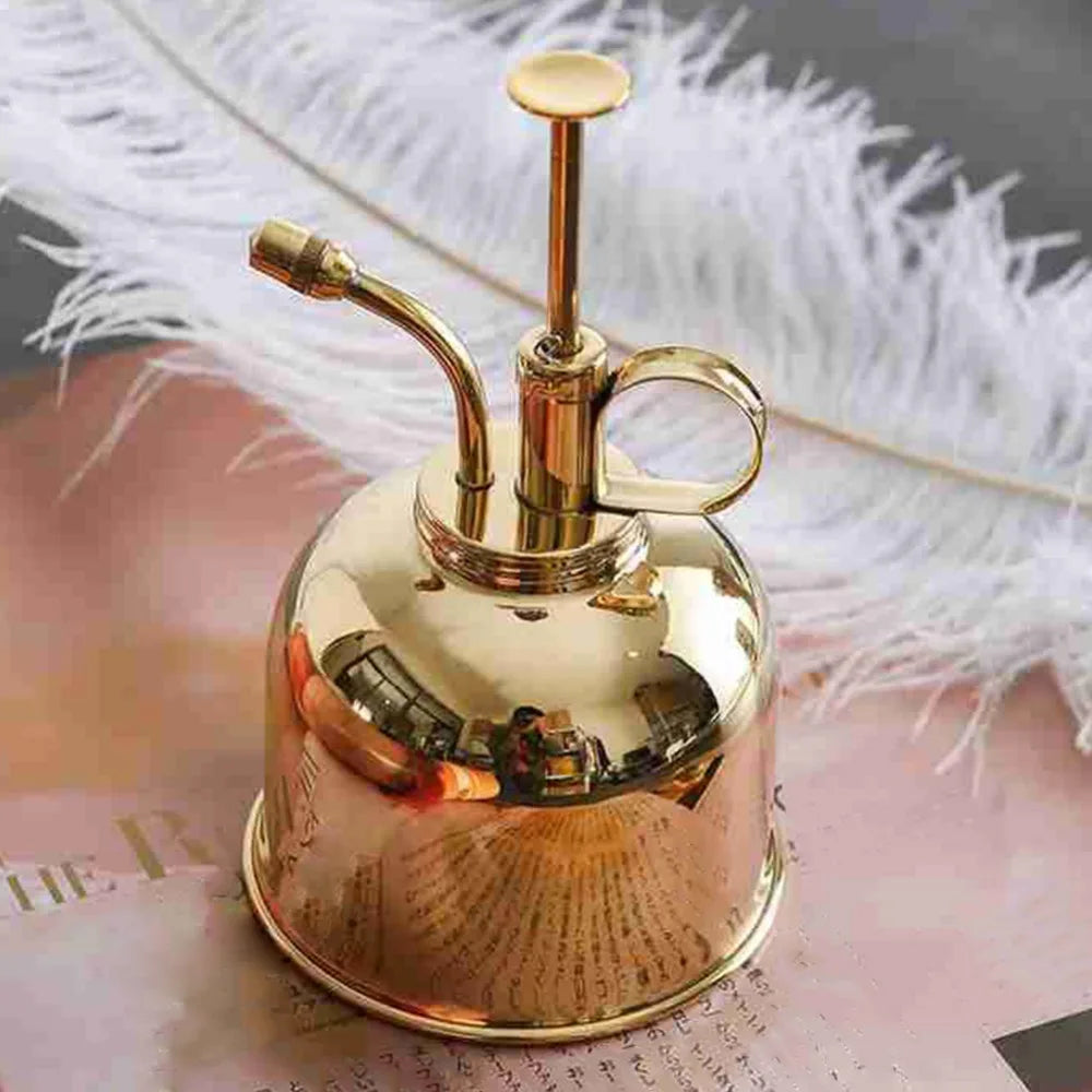 GoldenMist – Luxury Plant Sprayer with Refined Functionality