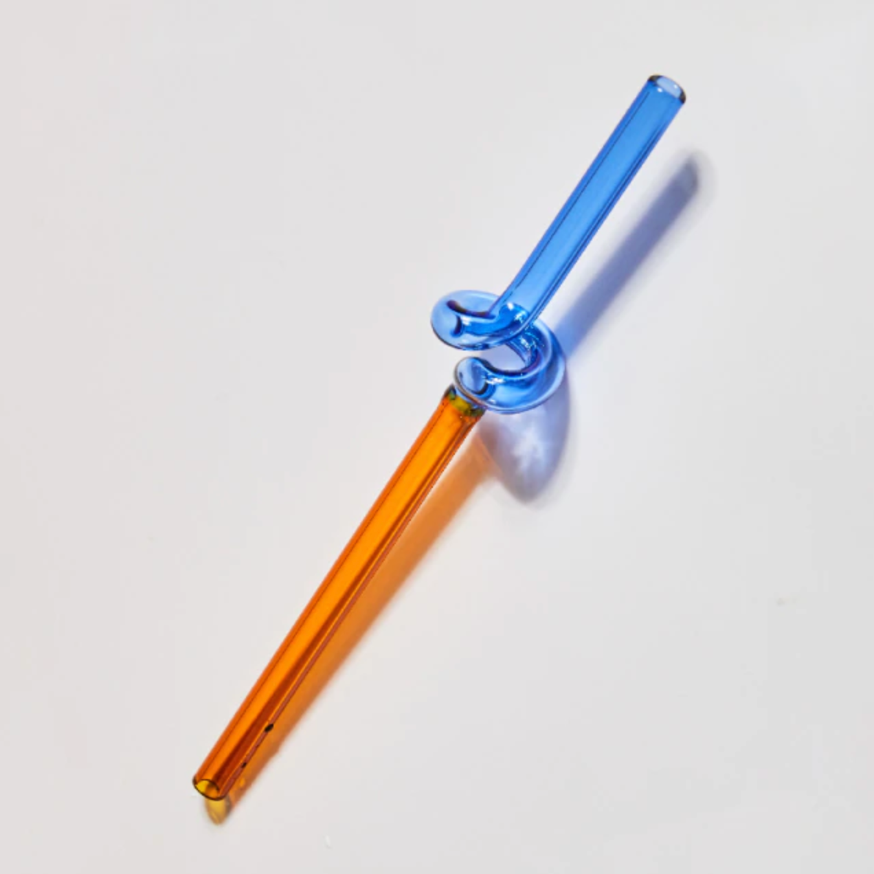 TwistSip – Speelse Gekleurde Glazen Rietjes met Elegant Gedraaid Design