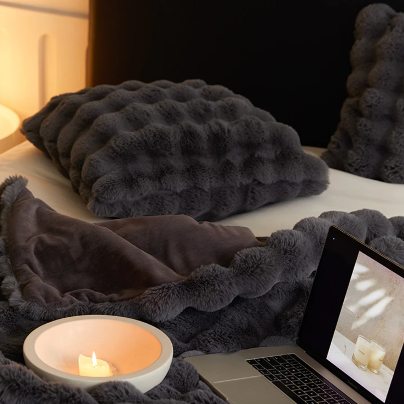 FurLuxe – Luxury Faux Fur Cushion Cover for Stylish Comfort
