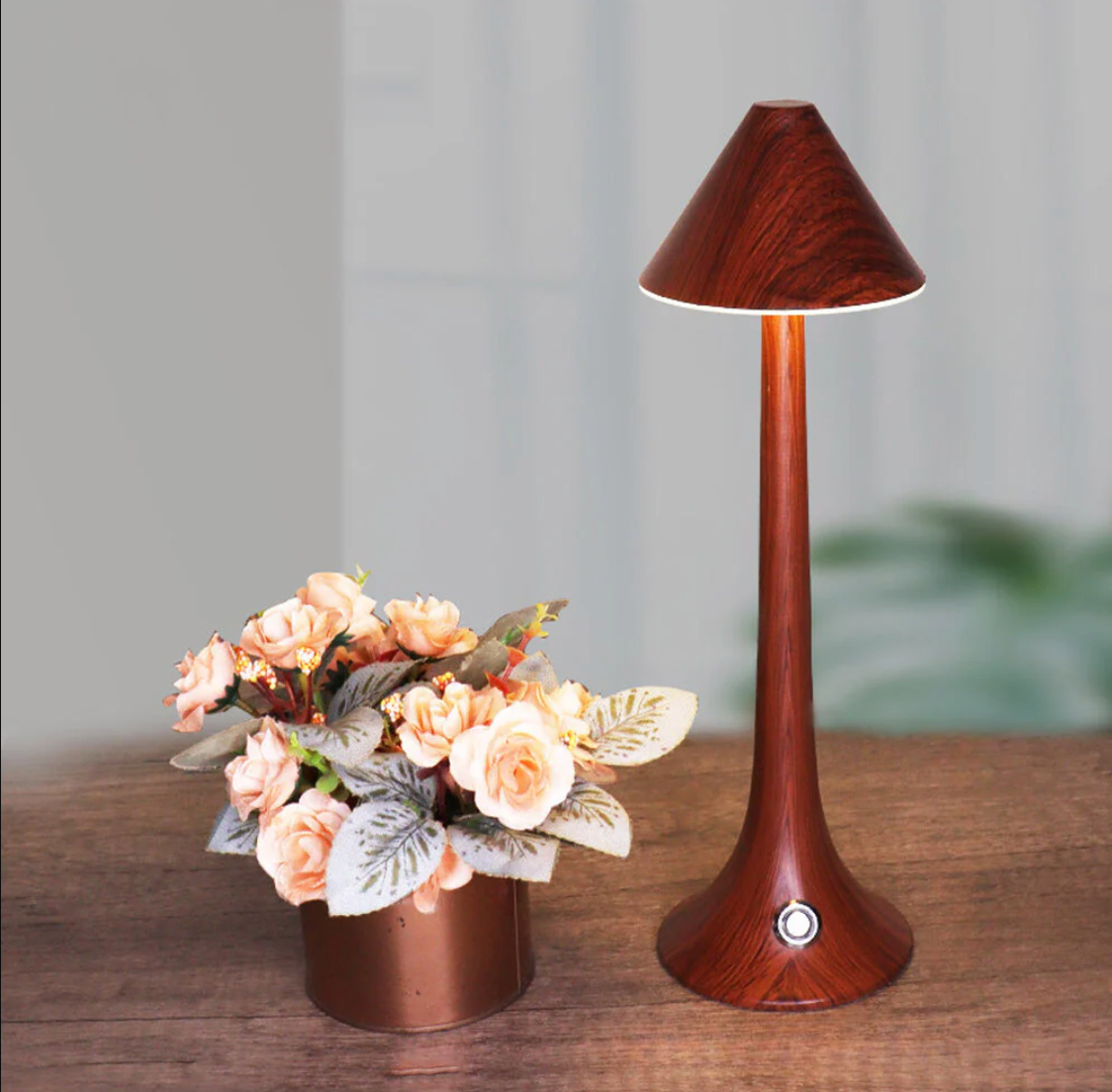 WoodLume – Dimmable LED Table Lamp with Elegant Wooden Design