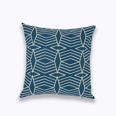 NovaLuxe – Stijlvolle Geborduurde Kussenhoes met Tijdloos Quatrefoil Motief