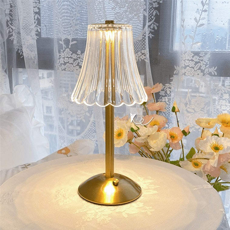 CrystalGlow – Luxury Table Lamp with Refined Crystal Elegance