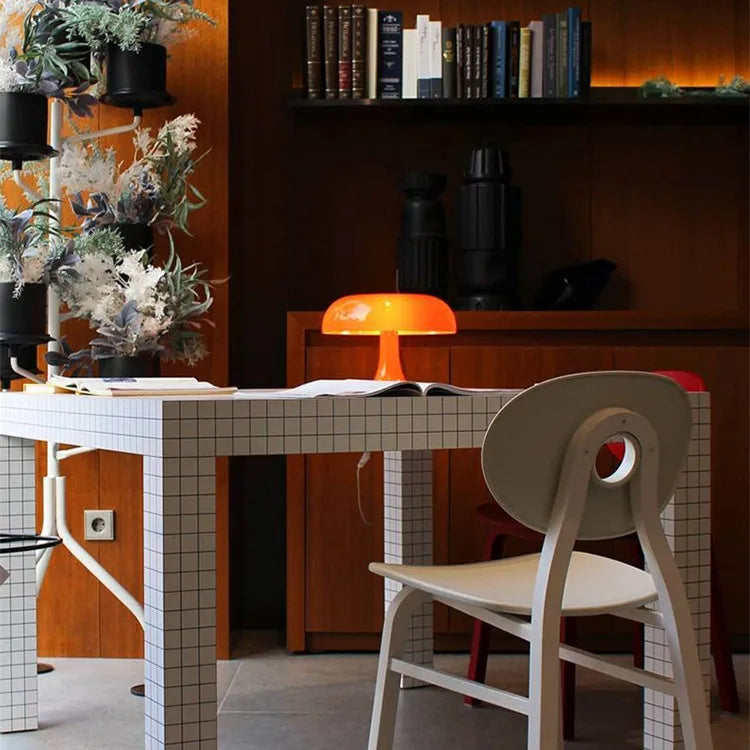 Lucente – Retro Table Lamp with Italian Design and Warm LED Lighting