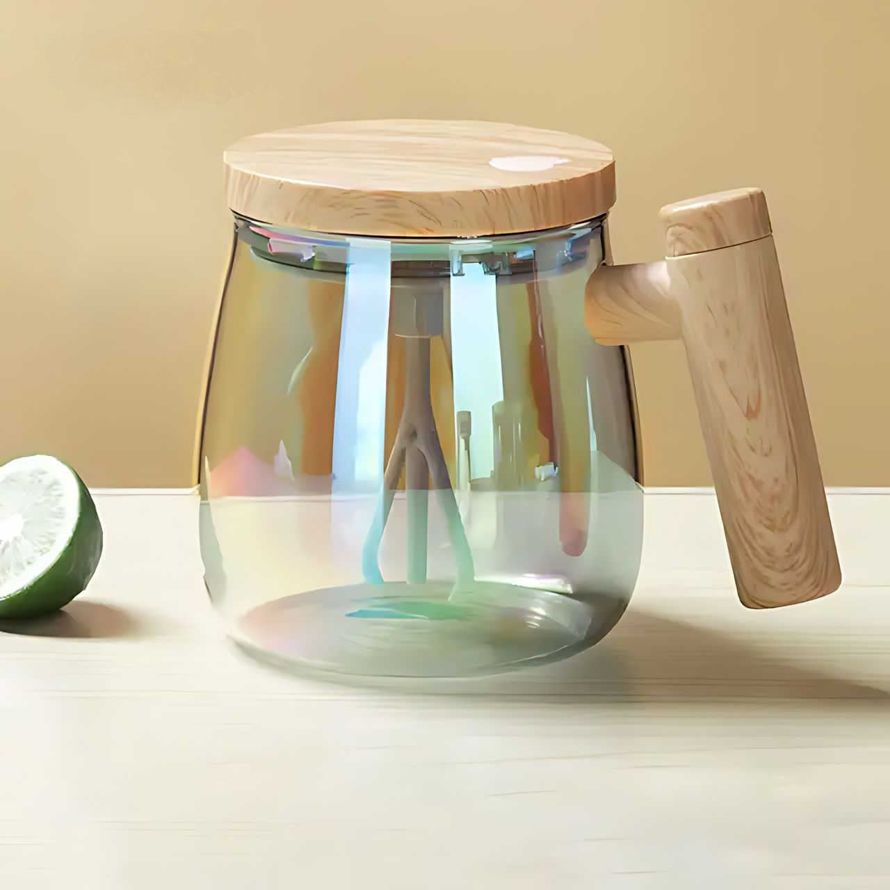 BrewEaseLuxe Self-Stirring Mug – For a Stylish and Smart Coffee Experience