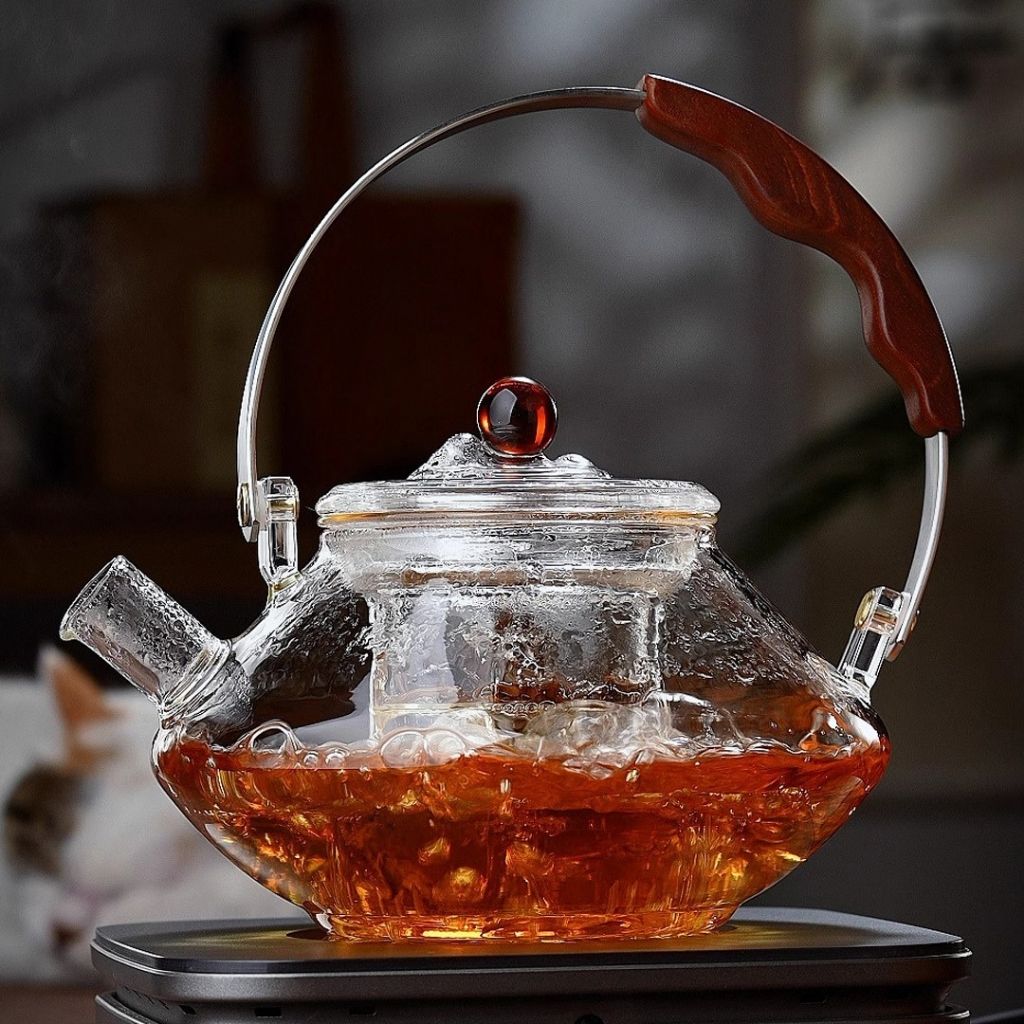 LumiBrew Elegant Glass Teapot – with Wooden Accent and Timeless Design for Stylish Tea Moments