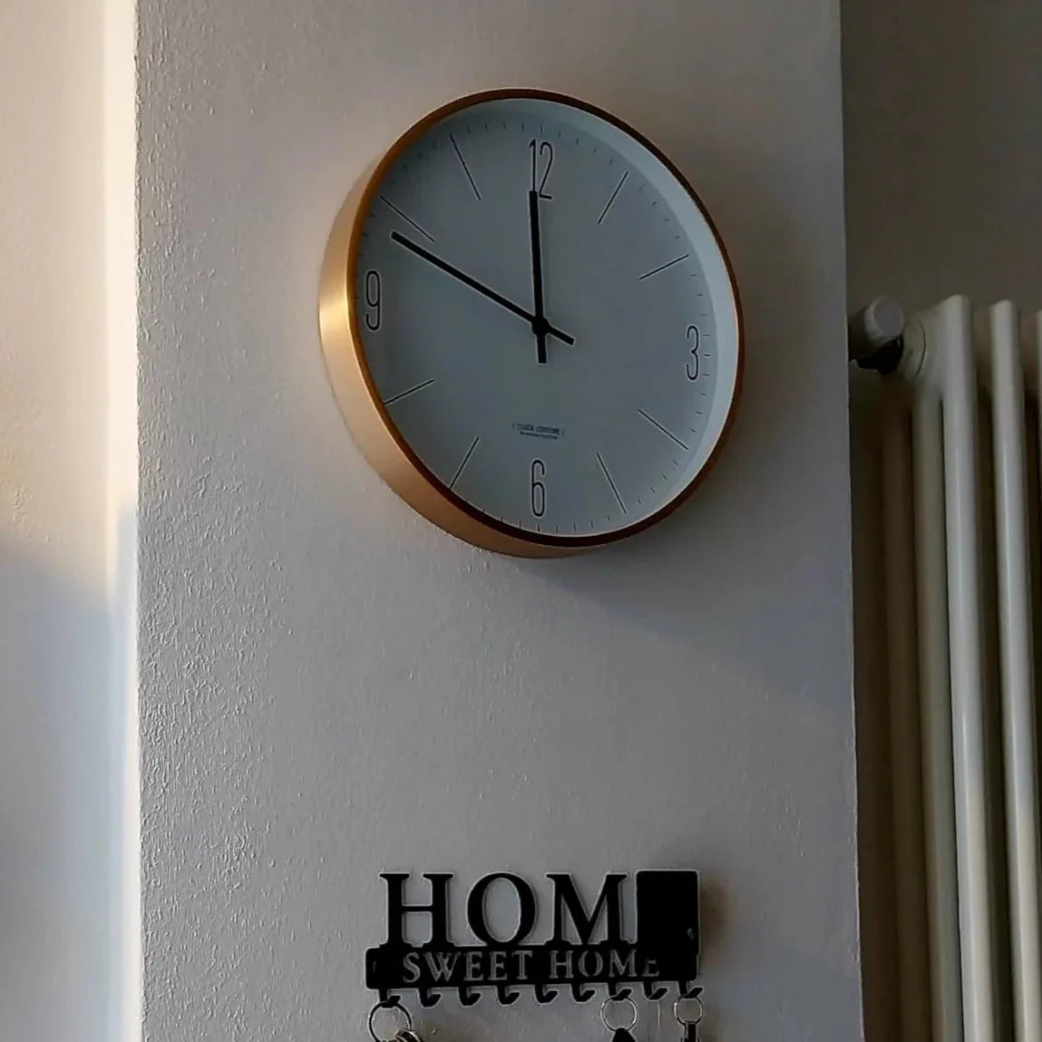 TimberTick – Minimalist Wall Clock with Timeless Elegance