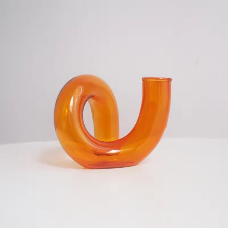 Aurelo Swirl Vase – Sculptural Glass Design Piece for a Modern Interior