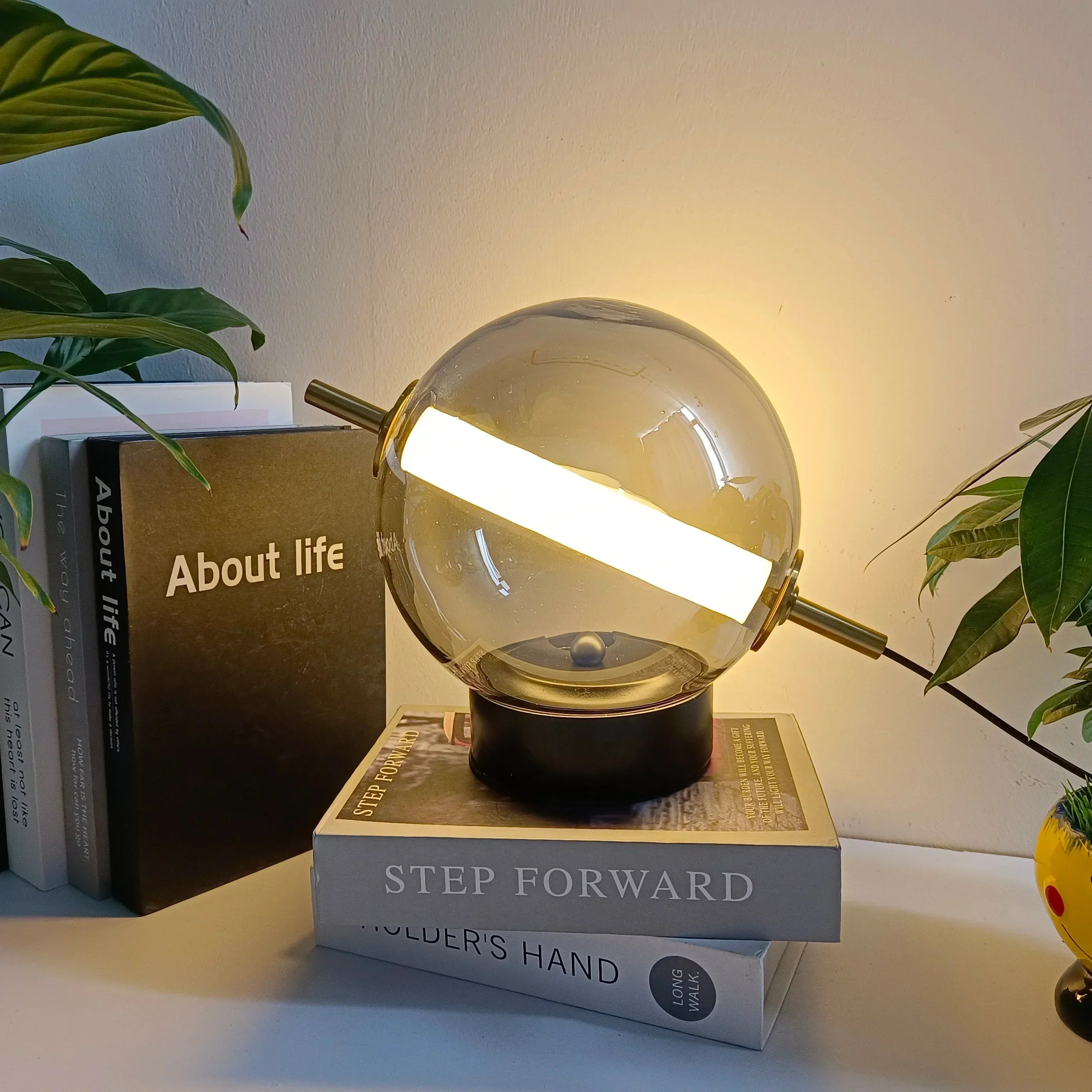 LumiSphere – Elegant Glass Table Lamp with Soothing Ambience