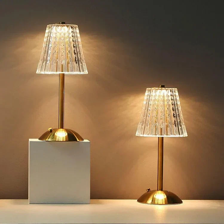 CrystalGlow – Luxury Table Lamp with Refined Crystal Elegance