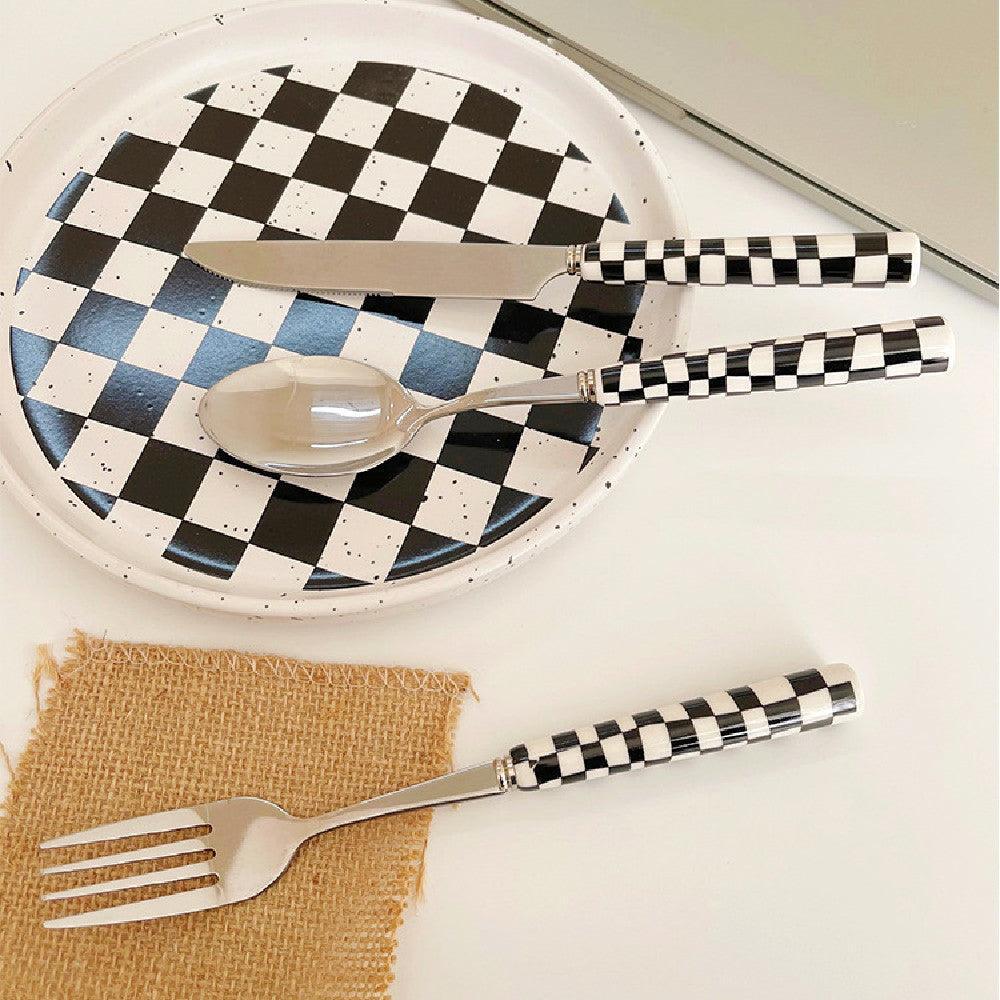 RetroChef – Stylish Stainless Steel Cutlery with Schachbordpattern