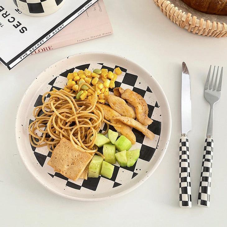 RetroChef – Stylish Stainless Steel Cutlery with Schachbordpattern