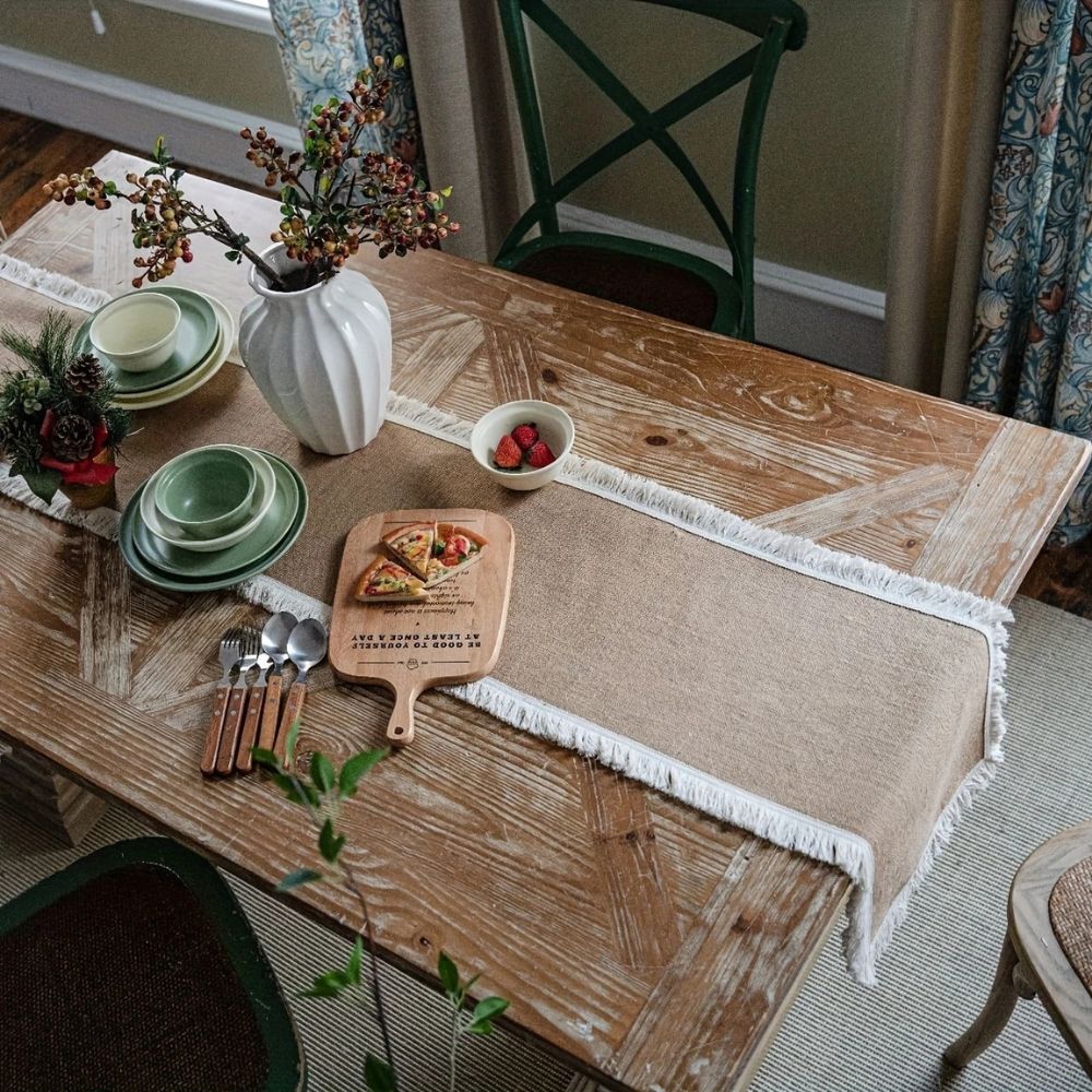 TerraLoom Natural Jute Table Runner – Rustic Elegance for a Warm Table Setting