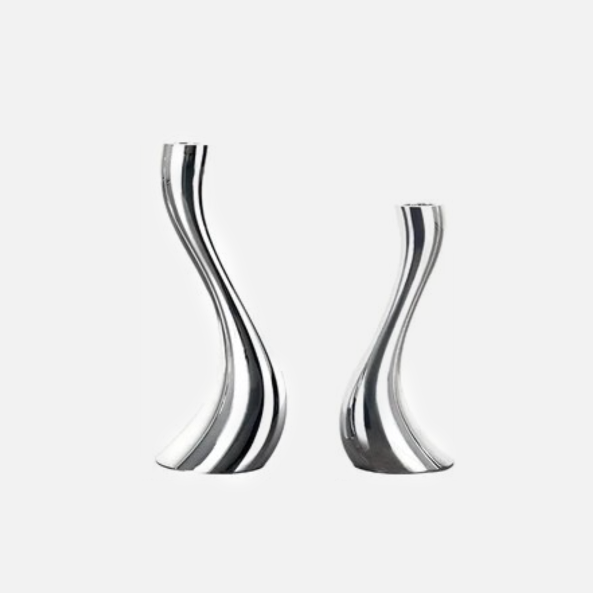 LumaWave – Luxe Chrome Candle Holders with Elegant Wave Shape