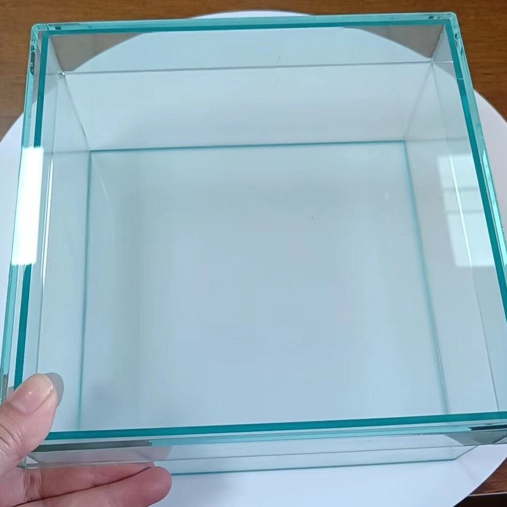 ClearVista – Stylish Acrylic Storage Box with Functional Lid