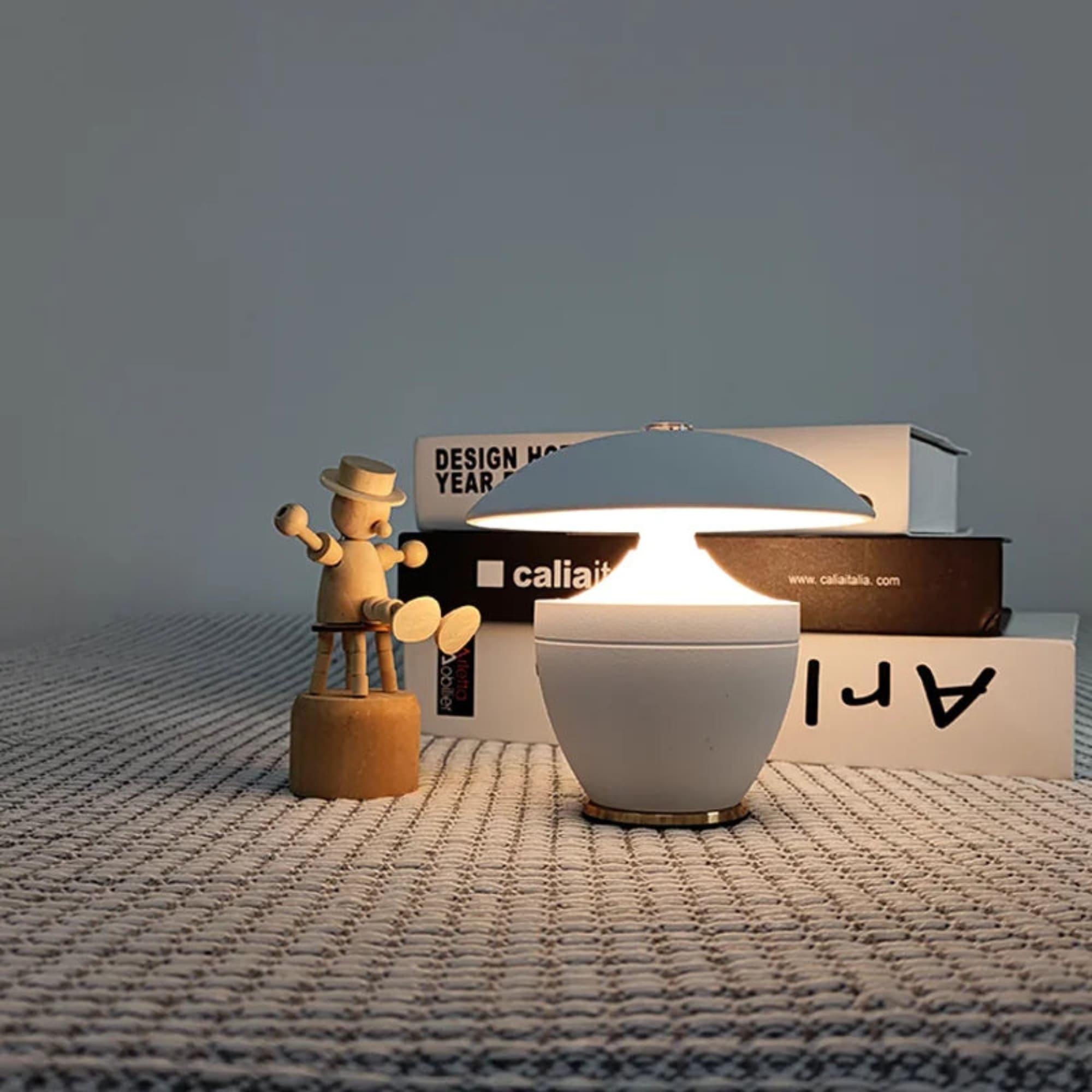 LumiFlex – Modern Dimmable LED Table Lamp with Wireless Design for Every Room