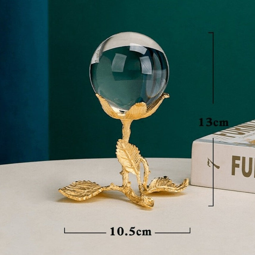 LumiSphere – Timeless Crystal Globe with Luxurious Design for a Stylish Ambience