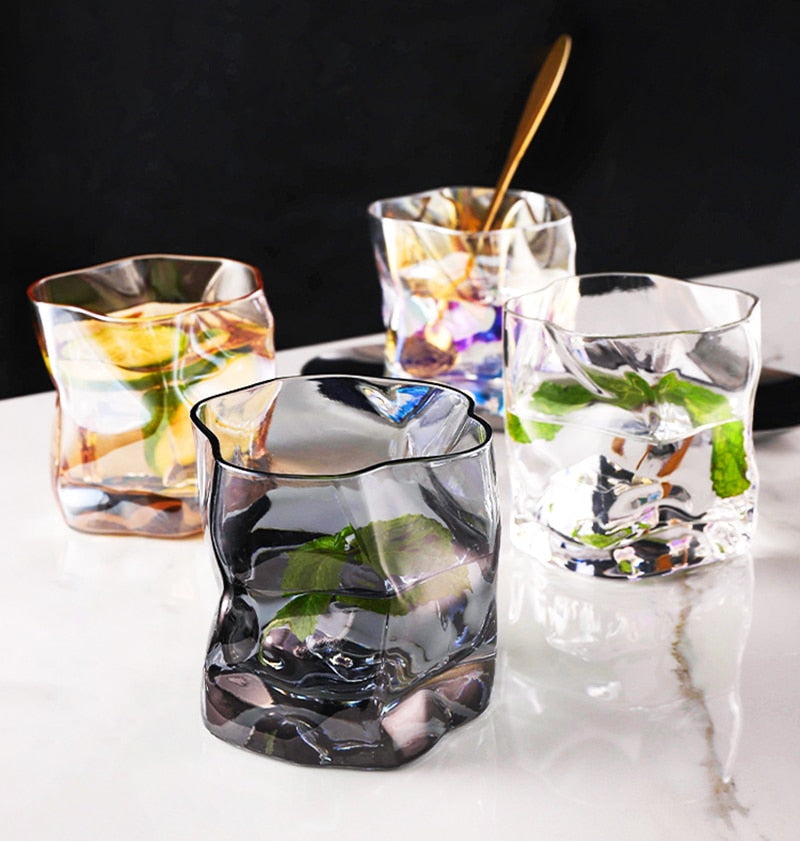 VerreLuxe – Exquise Whiskyglazenset met Dynamisch Vervormd Design