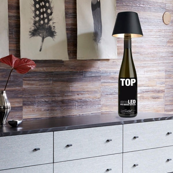 VinAura – Luxury Table Lamp with Rechargeable LED and Unique Bottle Mounting