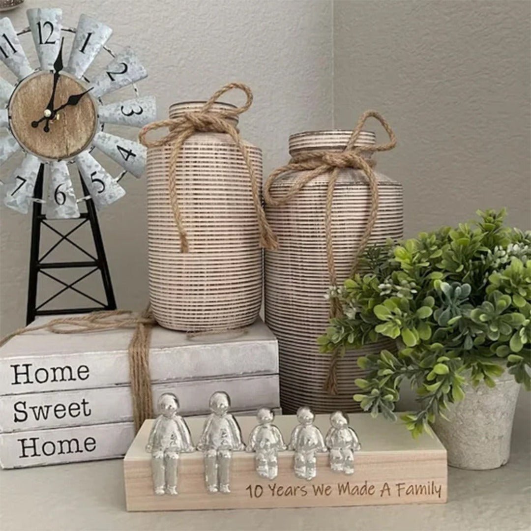 FamiliaArt – Elegant Family Sculpture with Timeless Meaning