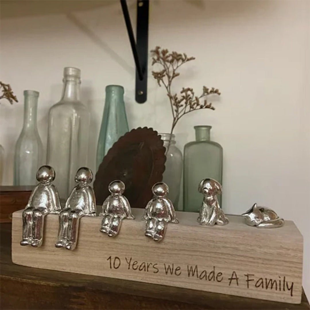 FamiliaArt – Elegant Family Sculpture with Timeless Meaning