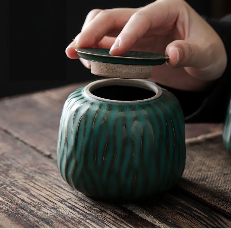 EternaLoom Timeless Ceramic Memorial Urn – Elegant Keepsake for Pets