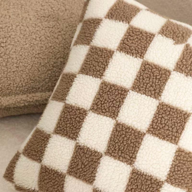 CaroLuxe Checked Cushion Cover of Soft Cotton – For a Warm and Stylish Interior